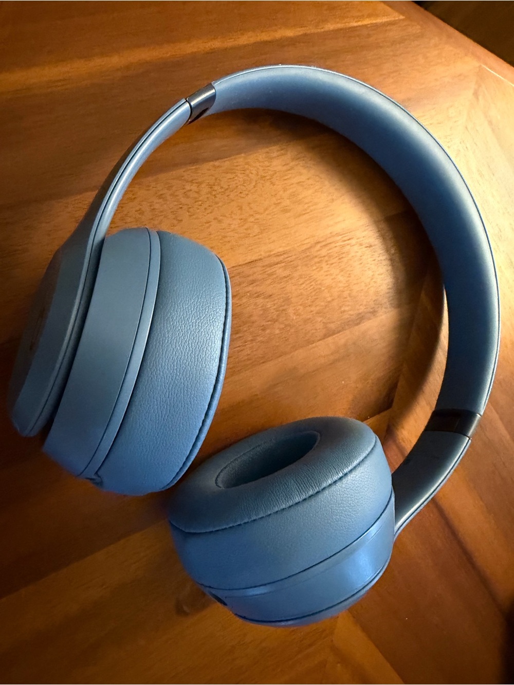 Beats Solo 4 — On-Ear Wireless Headphones – Slate Blue— great used condition